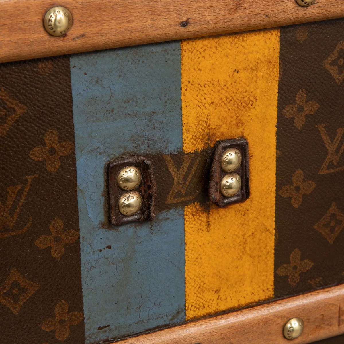Pushkin Antiques - ANTIQUE 20thC LOUIS VUITTON COURIER TRUNK IN MONOGRAM CANVAS, PARIS c.1930 - 38.jpg