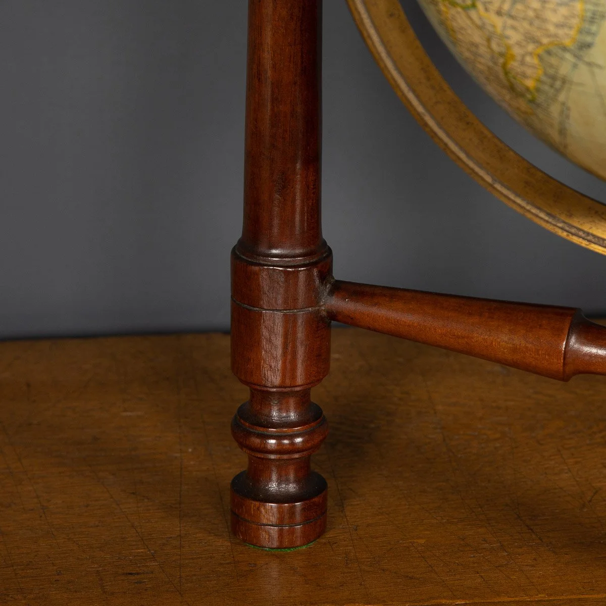 PUSHKIN ANTIQUES - ANTIQUE 20thC BRITISH TERRESTRIAL LIBRARY GLOBE, GEORGE PHILIP & SON c.1920 - 20.jpg