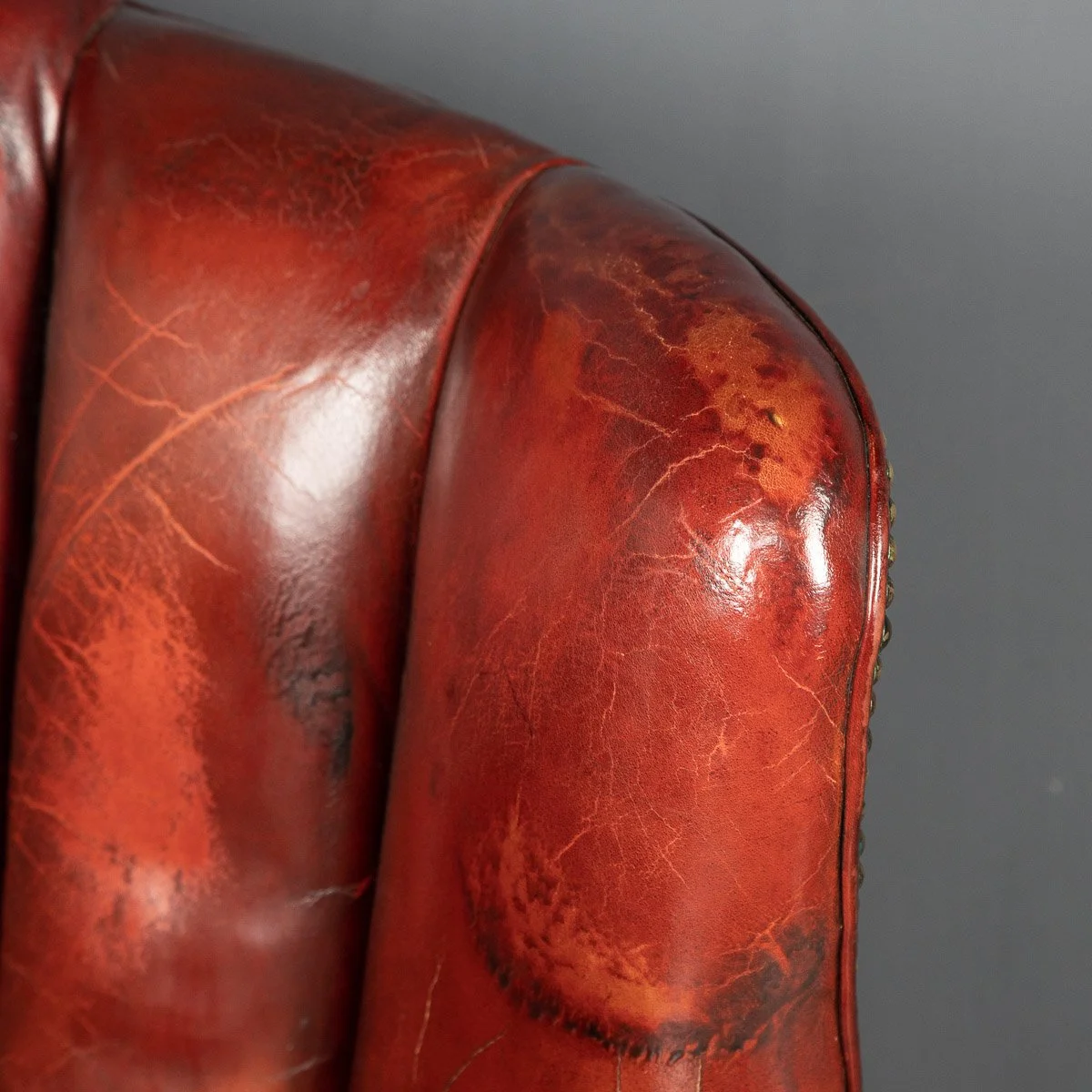 PUSHKIN ANTIQUES - ANTIQUE 20thC ENGLISH LEATHER WING BACK ARMCHAIR c.1900 - 08.jpg