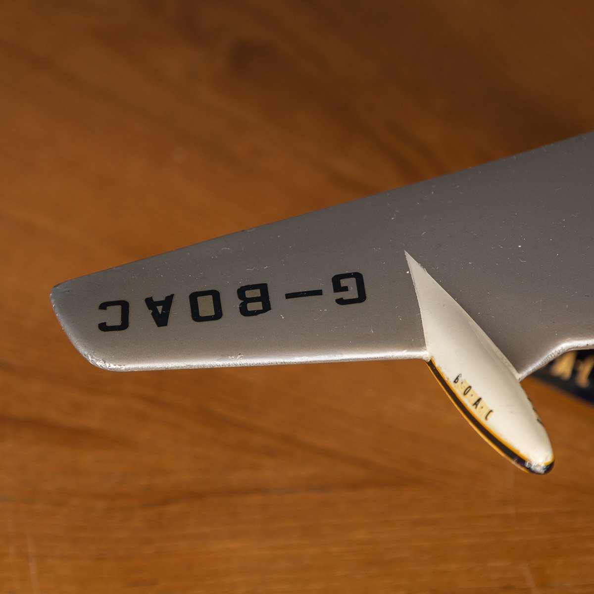STUNNING 20thC BOAC COMET 4 ALUMINIUM AIRPLANE MODEL c.1950 - 14.jpg