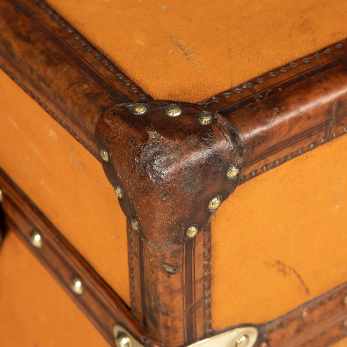 Pushkin Antiques - ANTIQUE 20thC LOUIS VUITTON %22IDEAL%22 TRUNK IN ORANGE %22VUITTONITE%22 CANVAS c.1900 - 30.jpg