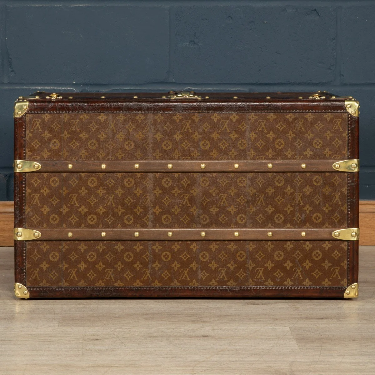 Pushkin Antiques - ANTIQUE 20thC VERY RARE LOUIS VUITTON HAT TRUNK c.1900 - 08.jpg