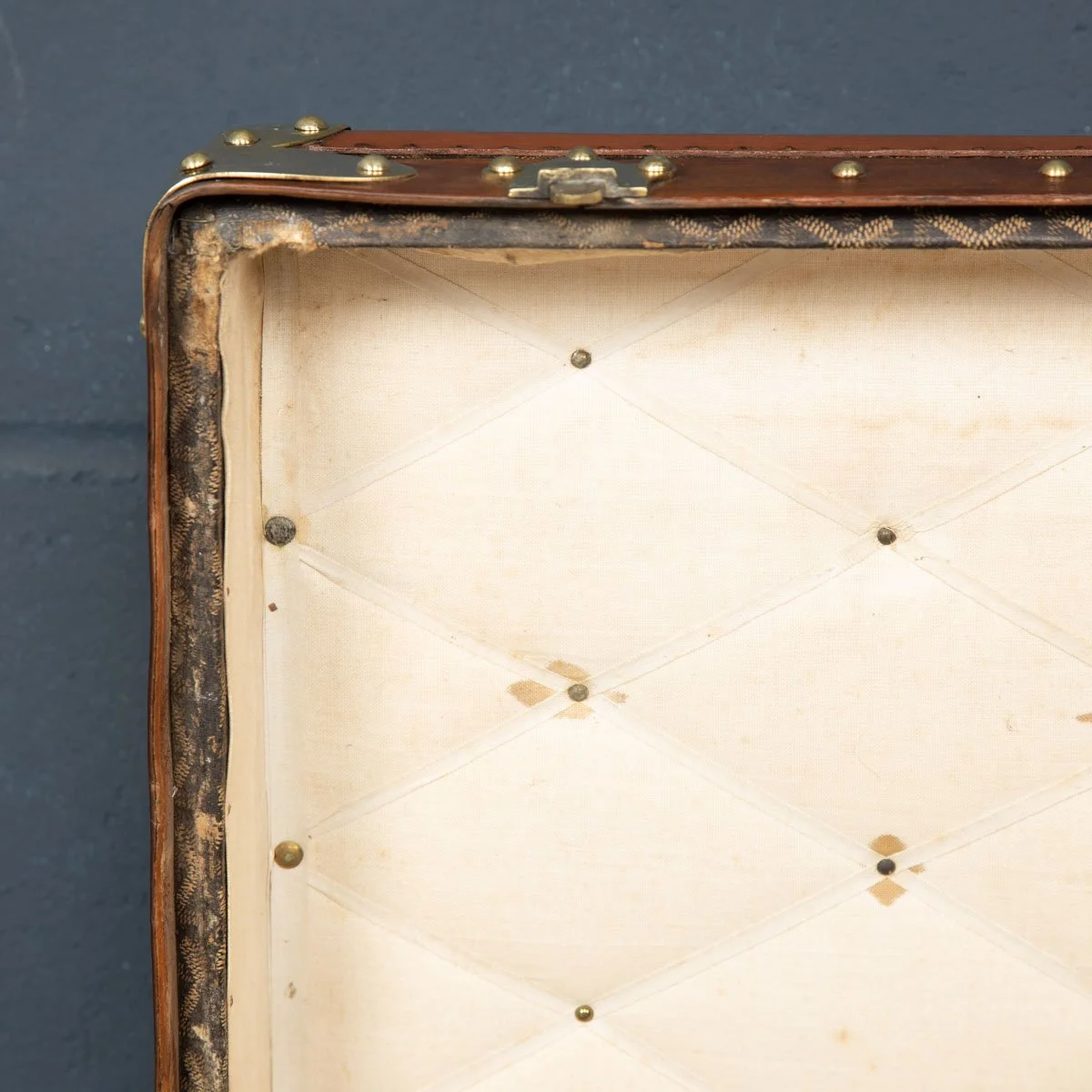 PUSHKIN ANTIQUES - ANTIQUE 20thC FRENCH CABIN TRUNK TRUNK BY GOYARD c.1900 - 25.jpg