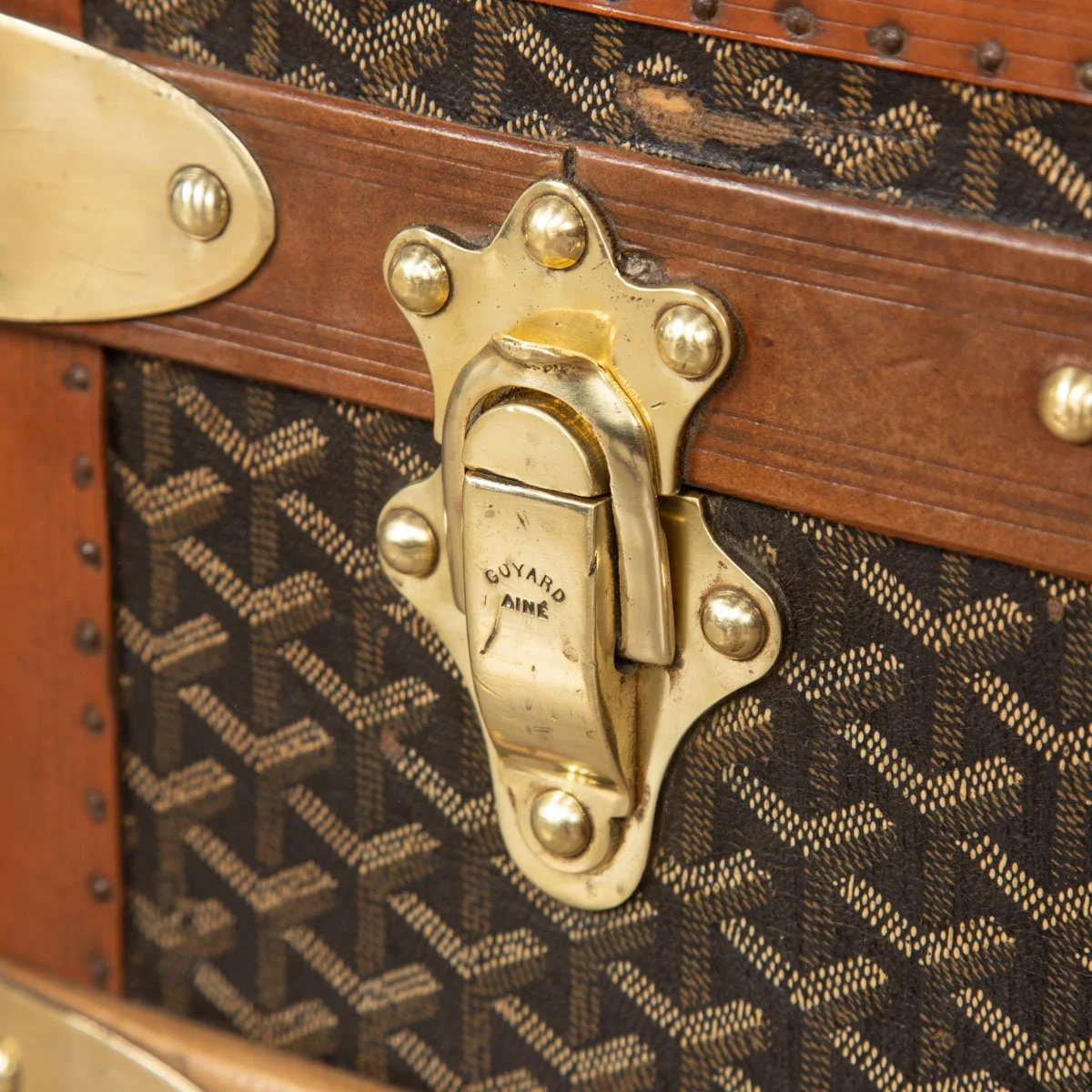 PUSHKIN ANTIQUES - ANTIQUE 20thC FRENCH CABIN TRUNK TRUNK BY GOYARD c.1900 - 32.jpg