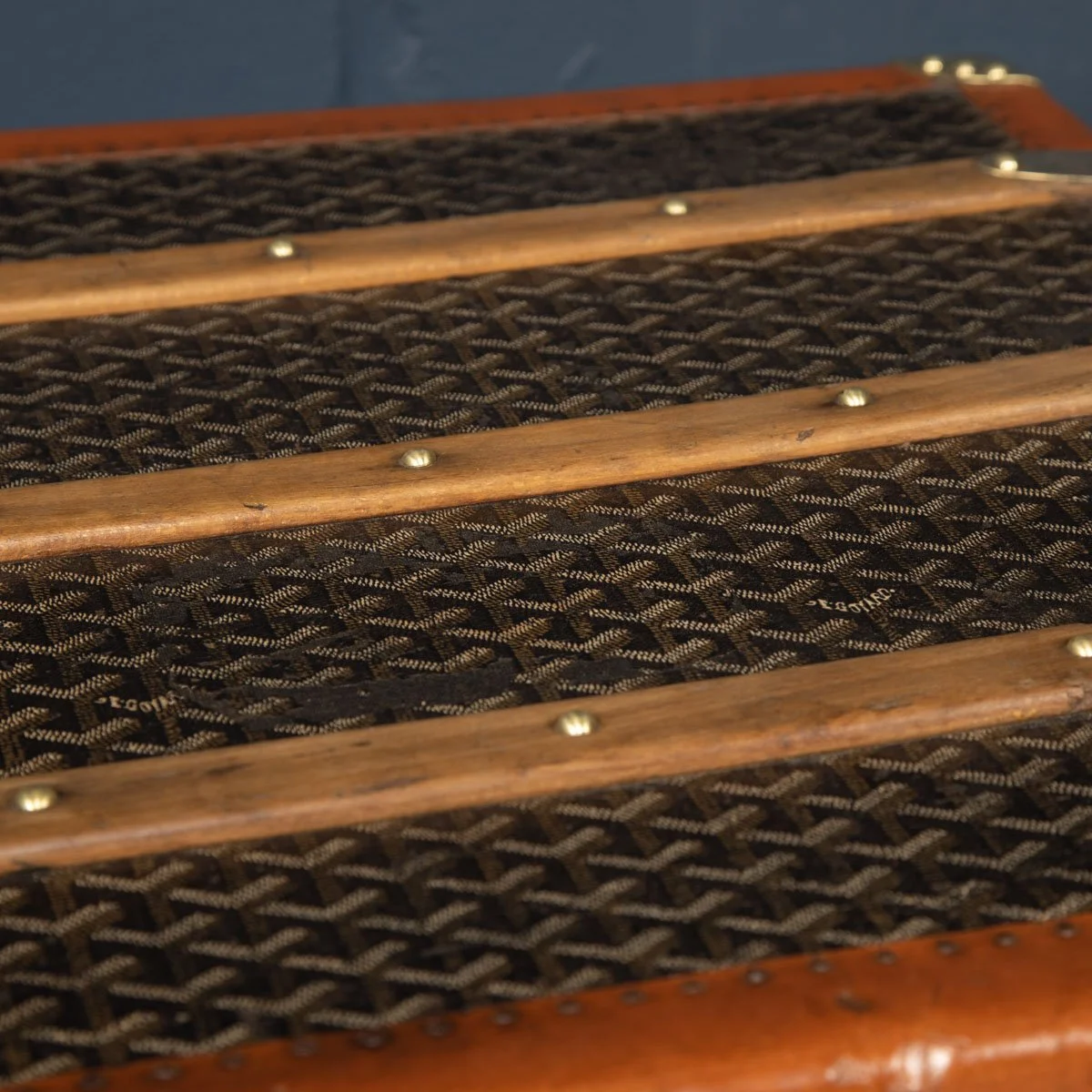 PUSHKIN ANTIQUES - ANTIQUE 20thC FRENCH CABIN TRUNK TRUNK BY GOYARD c.1900 - 35.jpg
