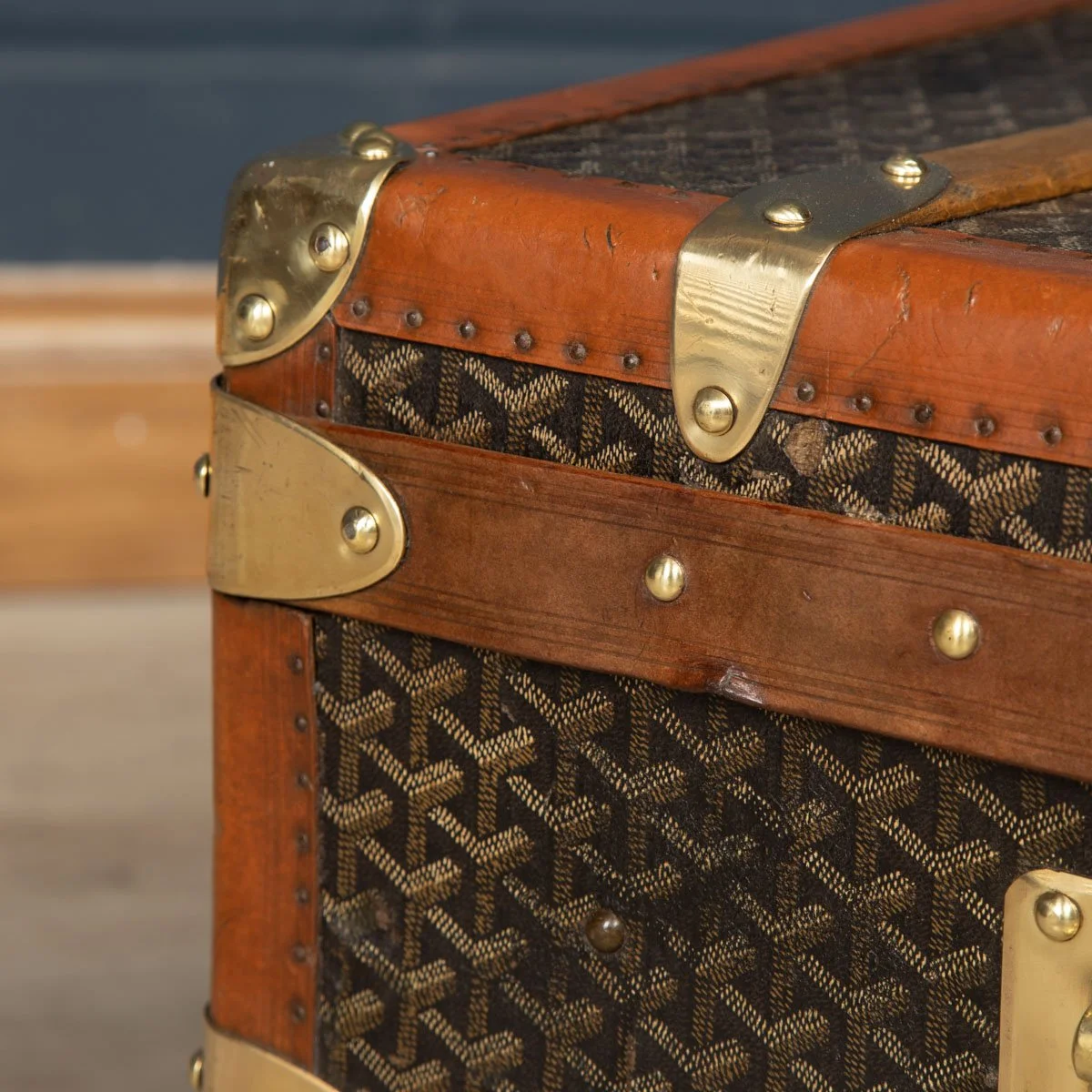 PUSHKIN ANTIQUES - ANTIQUE 20thC FRENCH CABIN TRUNK TRUNK BY GOYARD c.1900 - 41.jpg