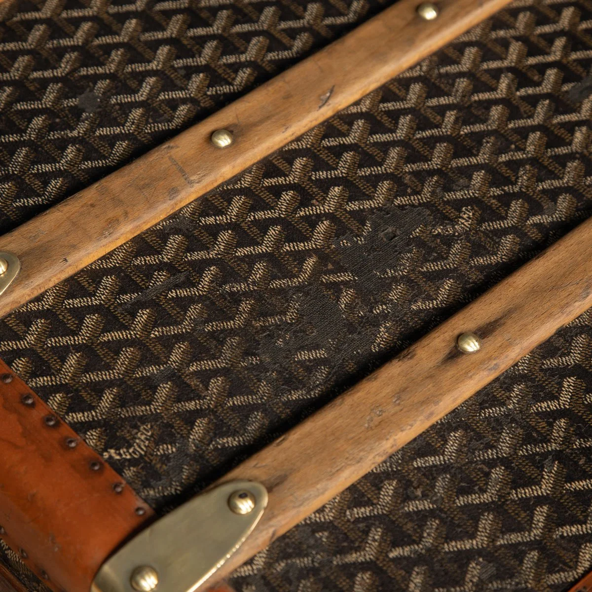 PUSHKIN ANTIQUES - ANTIQUE 20thC FRENCH CABIN TRUNK TRUNK BY GOYARD c.1900 - 36.jpg