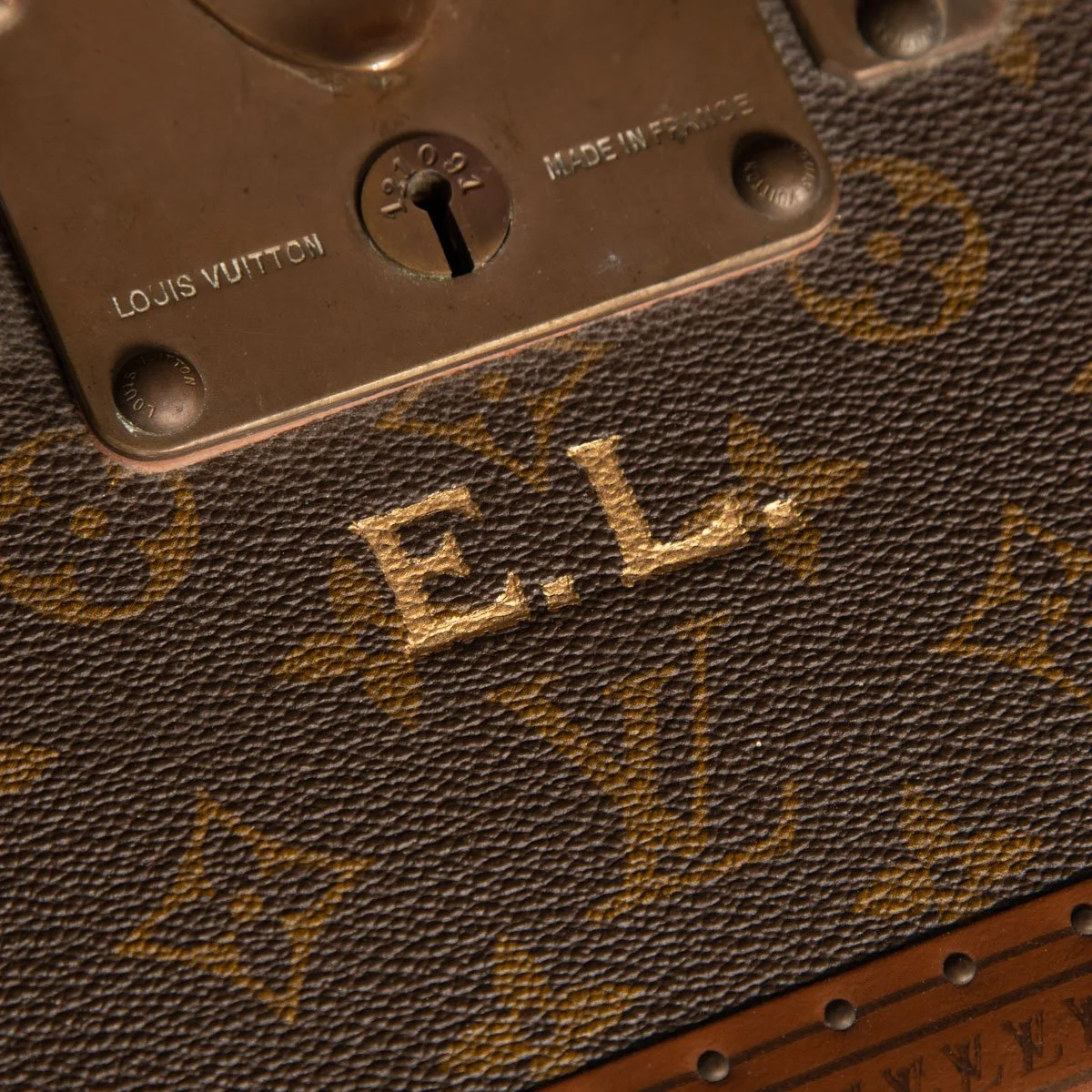 PUSHKIN ANTIQUES - LOUIS VUITTON SUITCASE IN MONOGRAM CANVAS, PARIS c.1970 3 - 33.jpg