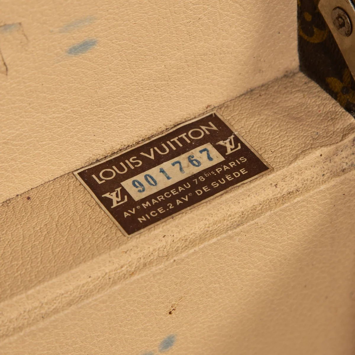 PUSHKIN ANTIQUES - LOUIS VUITTON SUITCASE IN MONOGRAM CANVAS, PARIS c.1970 4 - 23.jpg