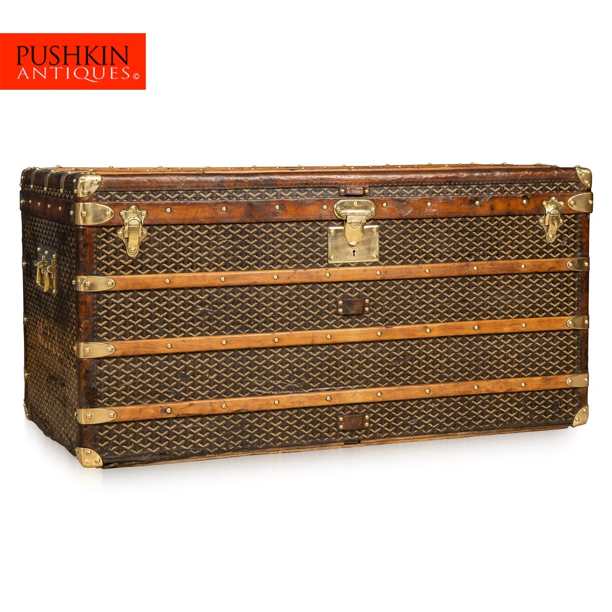 ANTIQUE 20thC GOYARD COURIER TRUNK IN CHEVRON PATERN, PARIS c.1900 - 02.jpg