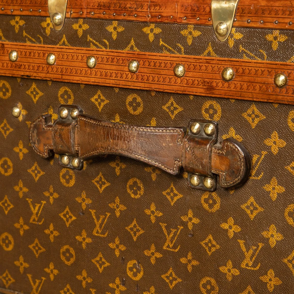 ANTIQUE 20thC LOUIS VUITTON CABIN TRUNK ON A BESPOKE BRASS STAND, PARIS c.1920 - 26.jpg