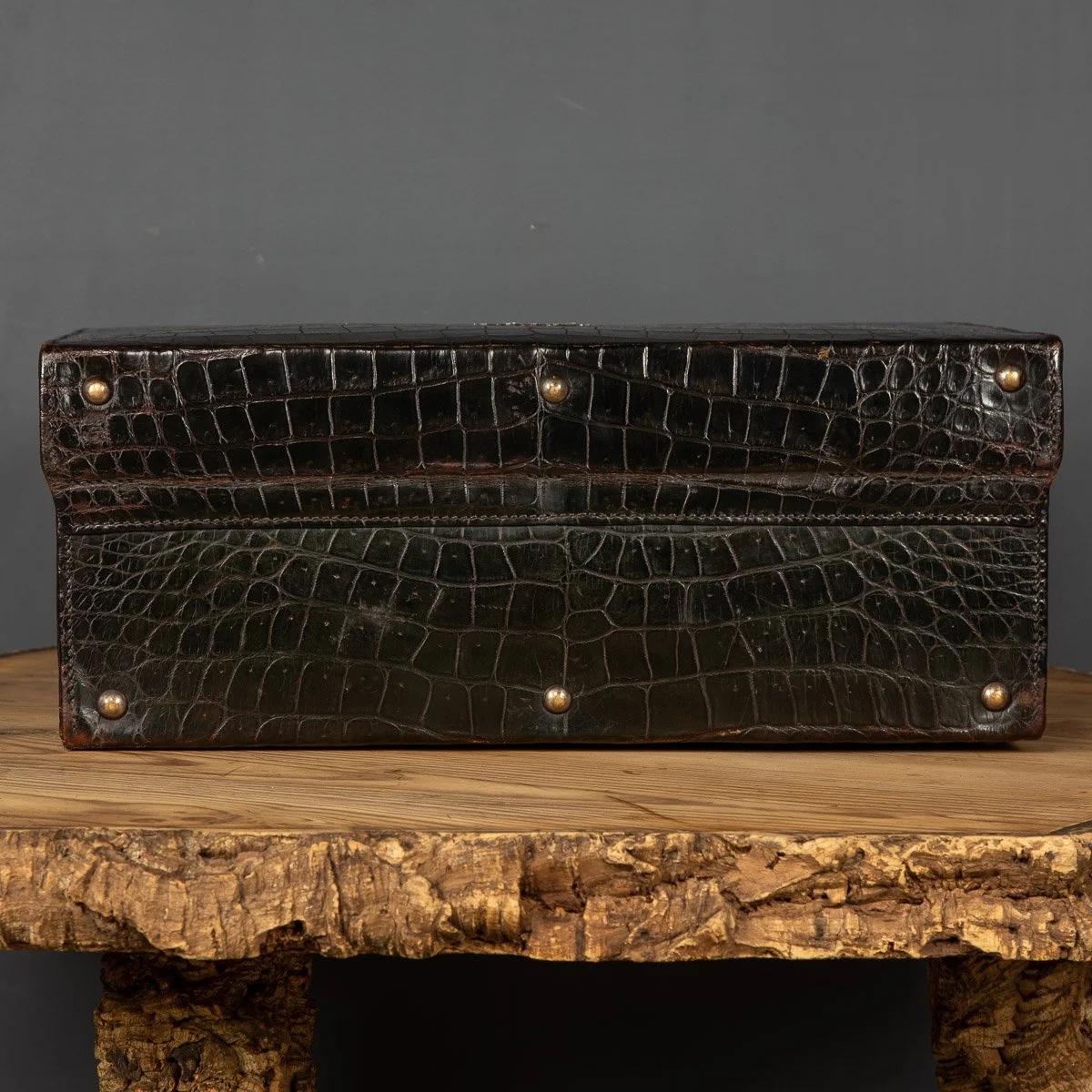 ANTIQUE 19thC VICTORIAN CROCODILE SKIN SUITCASE WITH A SILVER SHIP MOTIF c.1890 - 05.jpg