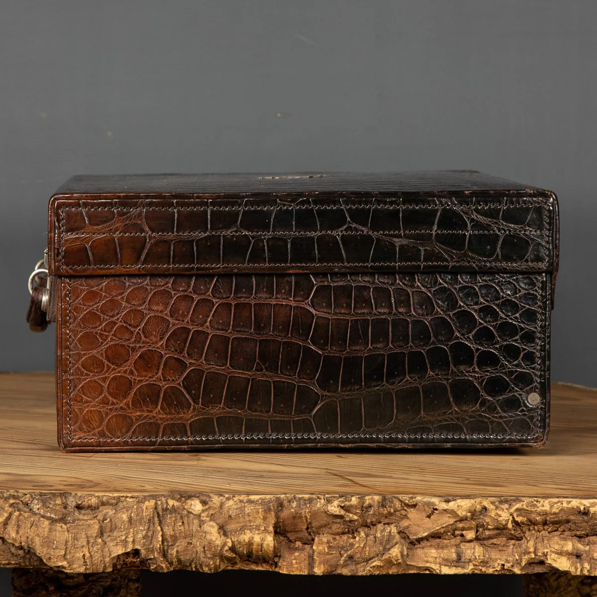 ANTIQUE 19thC VICTORIAN CROCODILE SKIN SUITCASE WITH A SILVER SHIP MOTIF c.1890 - 04.jpg