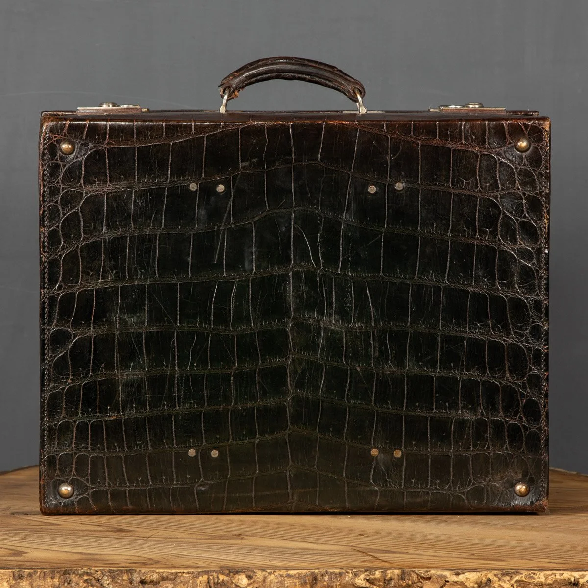 ANTIQUE 19thC VICTORIAN CROCODILE SKIN SUITCASE WITH A SILVER SHIP MOTIF c.1890 - 08.jpg