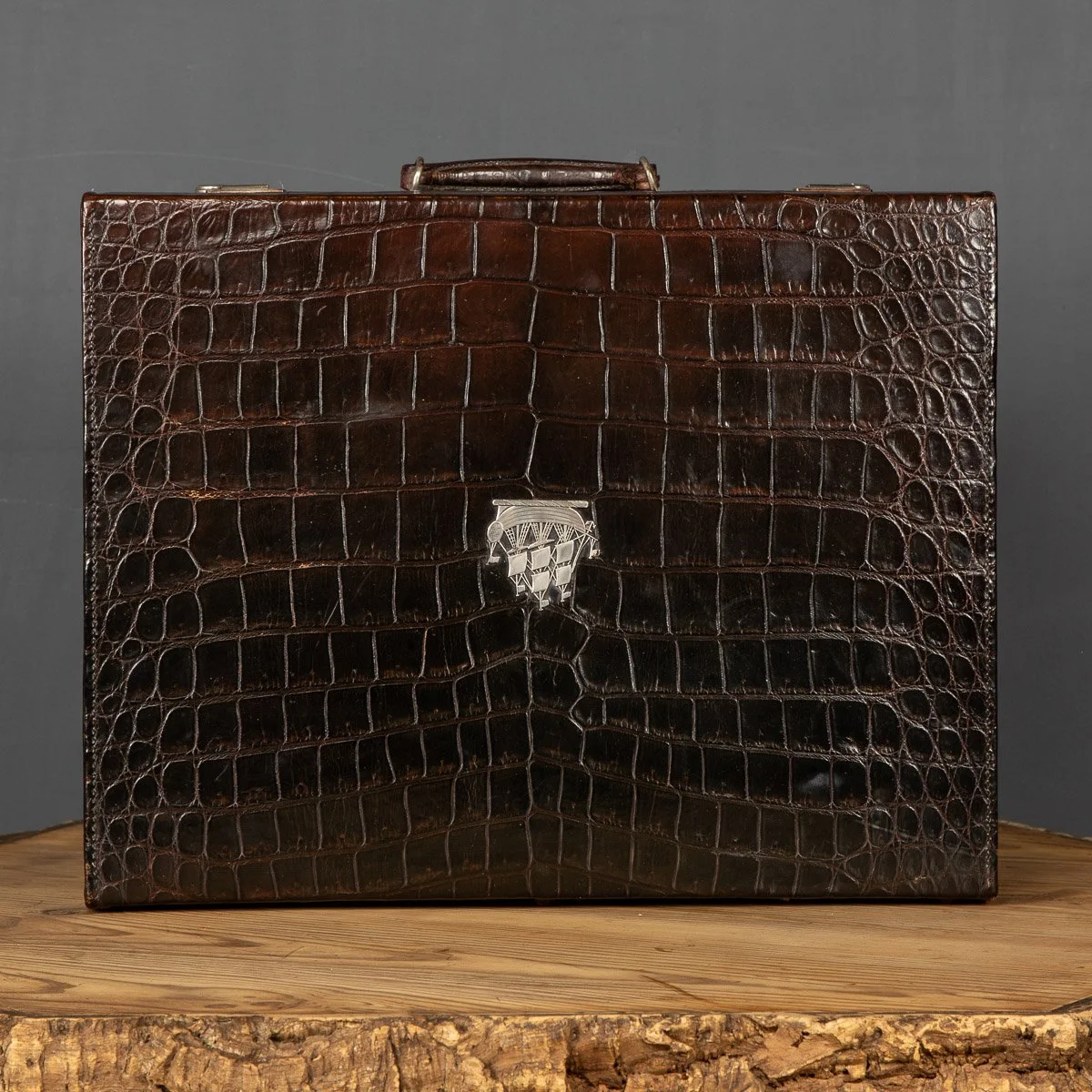 ANTIQUE 19thC VICTORIAN CROCODILE SKIN SUITCASE WITH A SILVER SHIP MOTIF c.1890 - 07.jpg