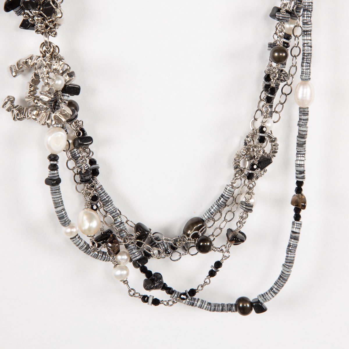 Khám phá 86 chanel black bead necklace không thể bỏ qua  trieuson5