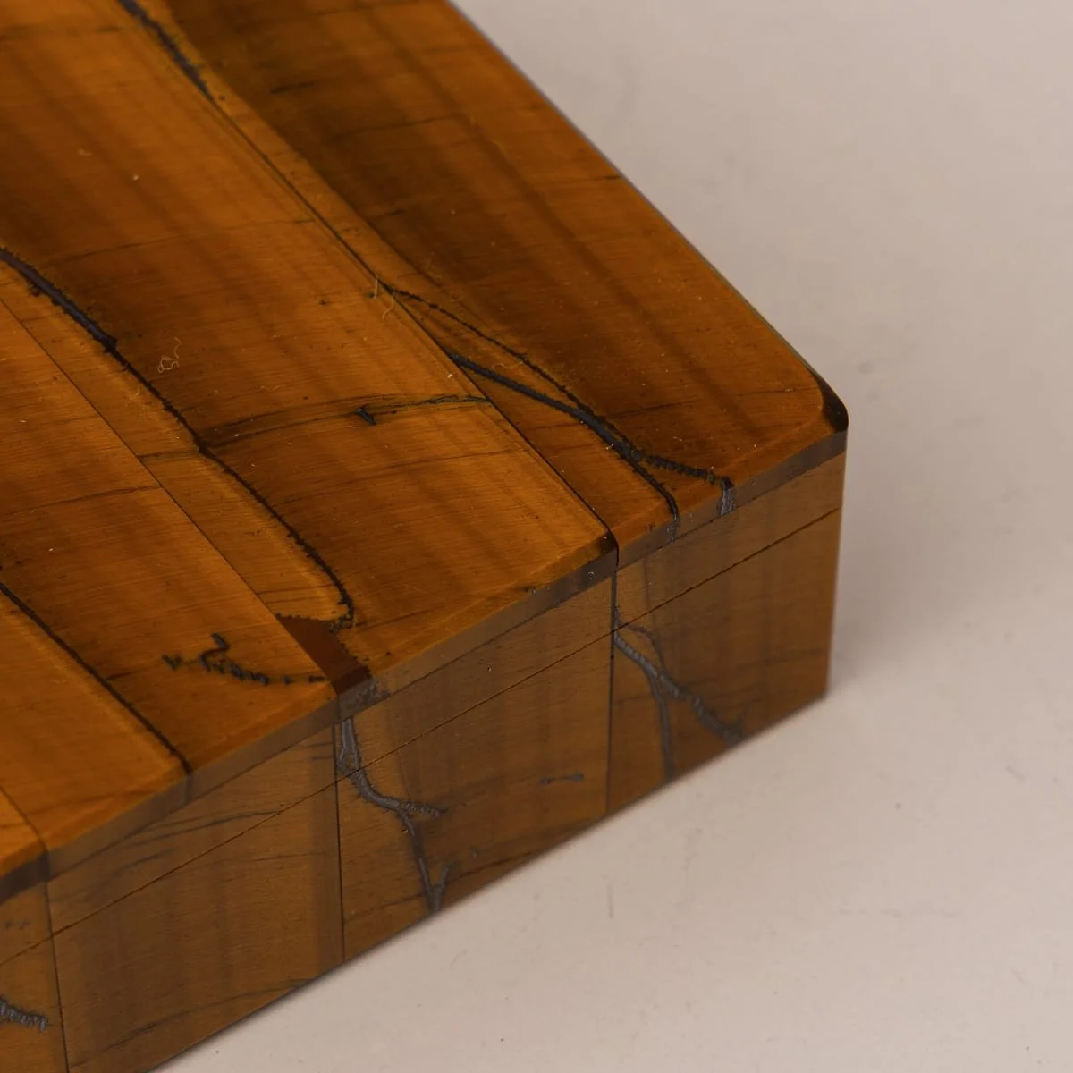 PUSHKINS.COM - D11814 - VINTAGE 20thC TIGERS EYE STONE BOX c.1960 - 09.jpg