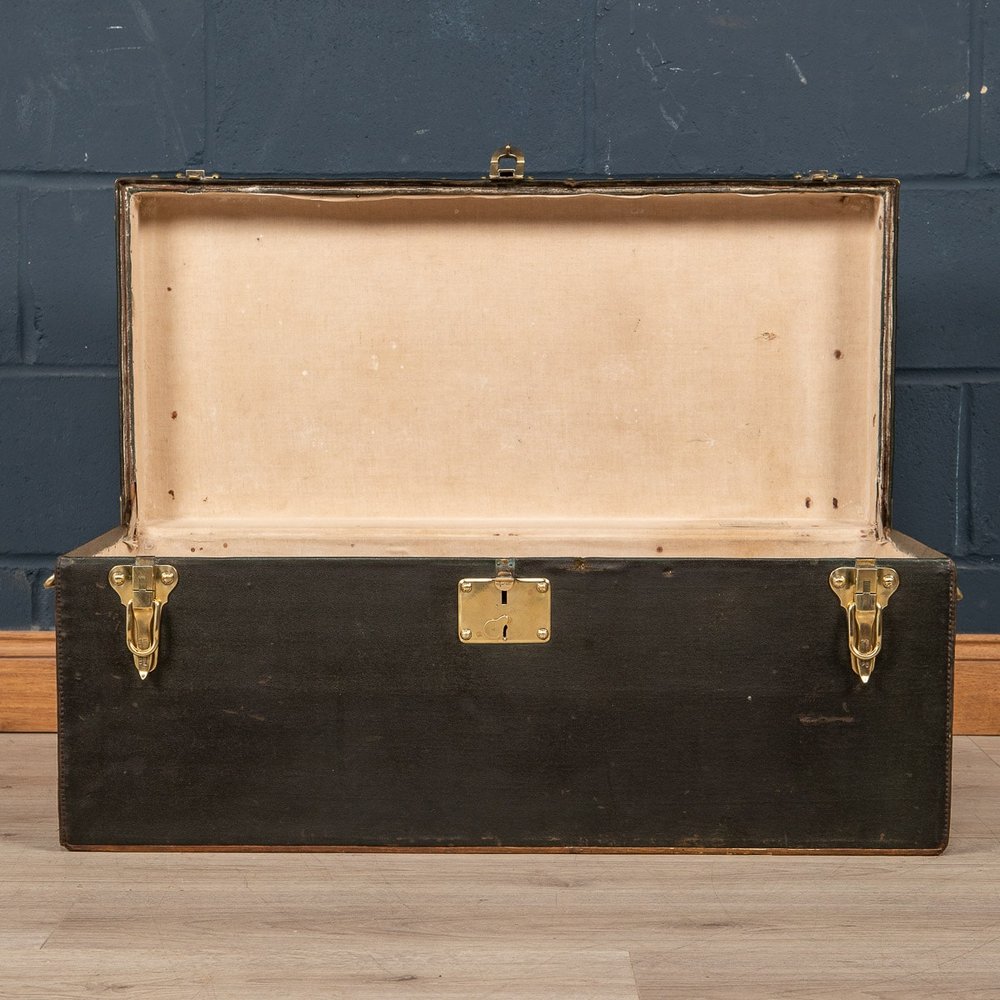 Amazing Louis Vuitton Cartier automobile flat Trunk in black canvas,  Circa 1920 For Sale at 1stDibs