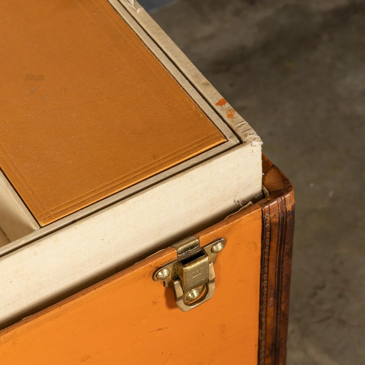 Pushkin Antiques - 20thC LOUIS VUITTON MALLE HAUTE TRUNK IN ORANGE %22VUITTONITE%22 CANVAS c.1900 - 18.jpg