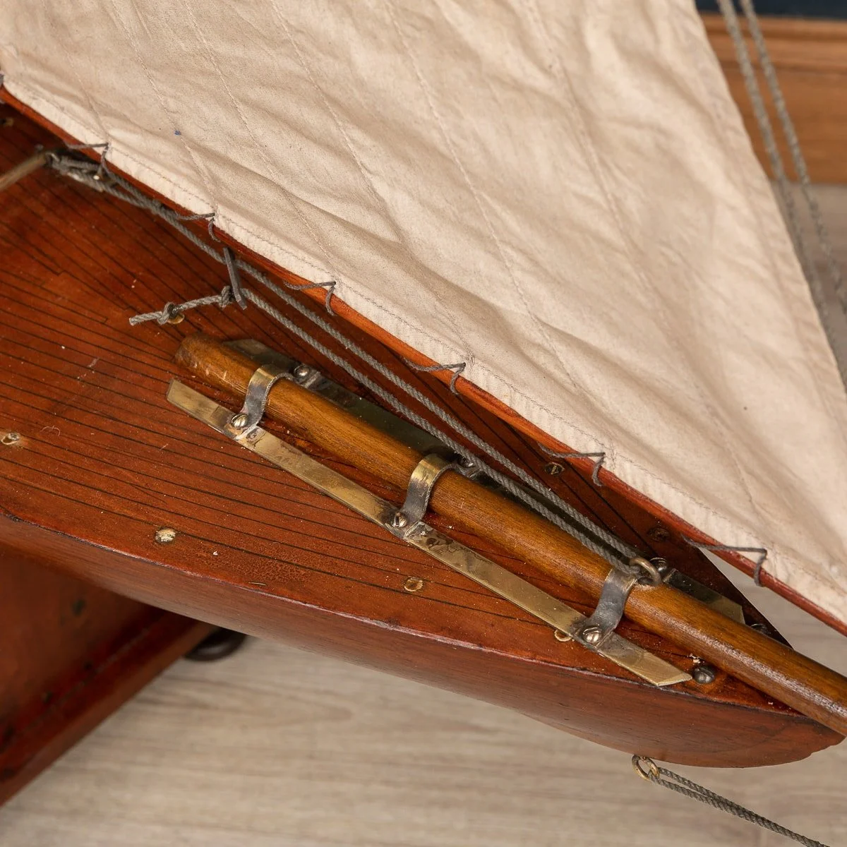 PUSHKIN ANTIQUES - ANTIQUE 20thC ENGLISH GAFF RIGGED RACING WOOD POND YACHT c.1910 - 121.jpg