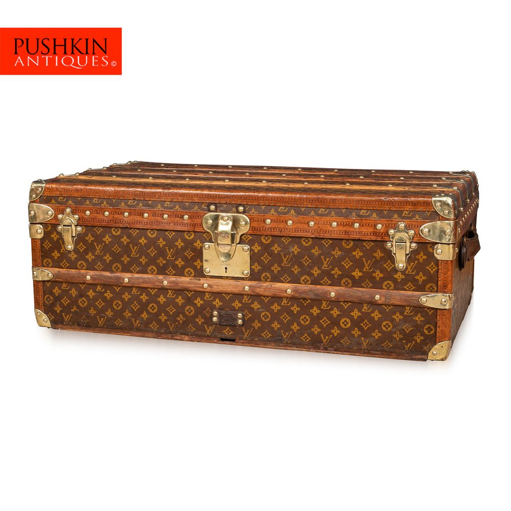 Sold at Auction: Louis Vuitton travel trunk in wood, leather and  monogramme canvas with brass fittings and locks, first third of the 20th  Century.