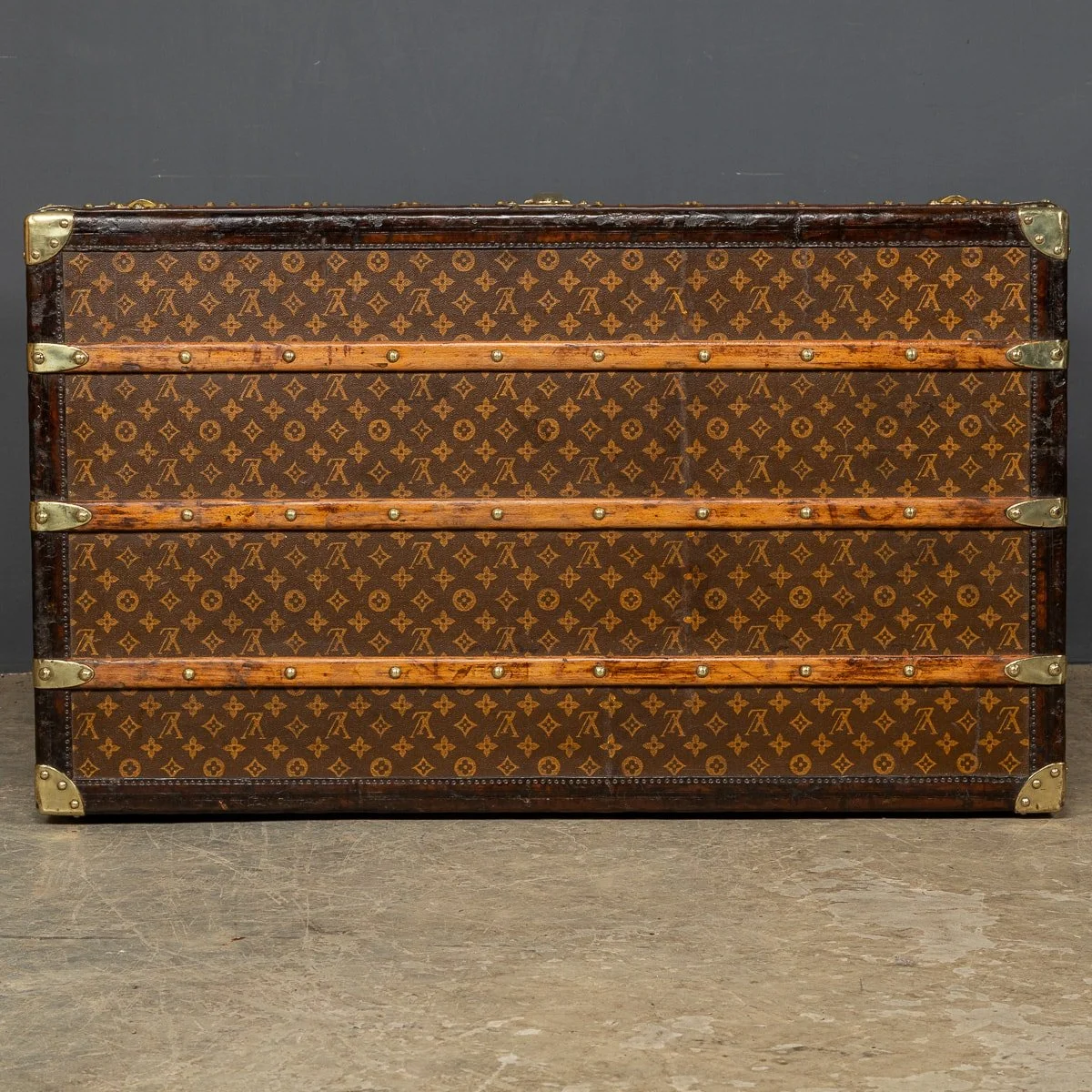 PUSHKIN ANTIQUES - 20thC LOUIS VUITTON CABIN TRUNK IN MONOGRAM CANVAS, PARIS c.1930 - 09.jpg