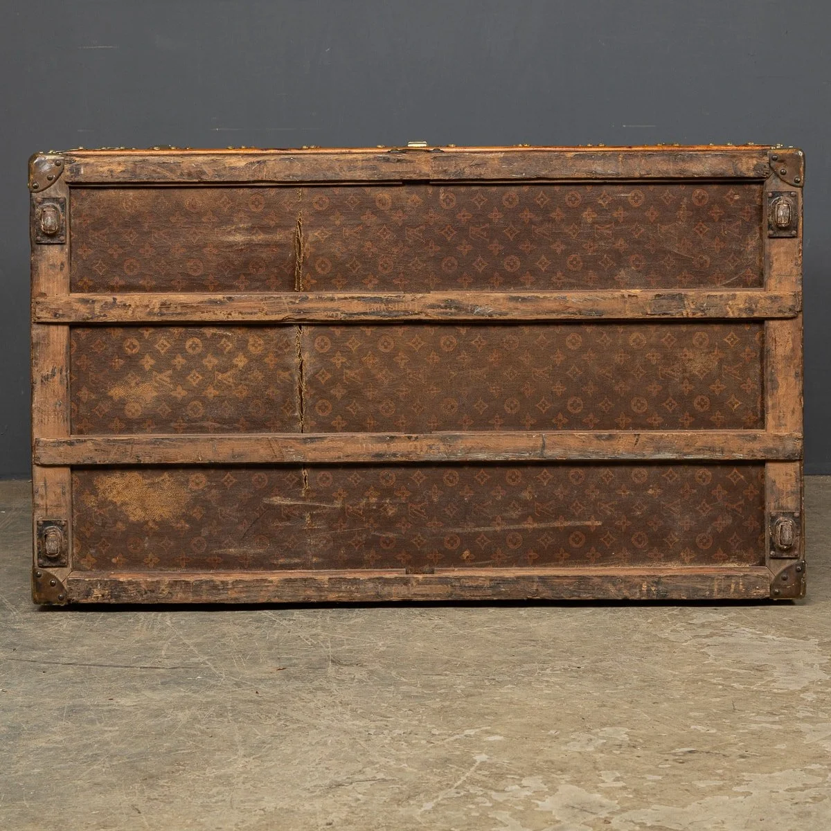 PUSHKIN ANTIQUES - 20thC LOUIS VUITTON CABIN TRUNK IN MONOGRAM CANVAS, PARIS c.1930 - 10.jpg