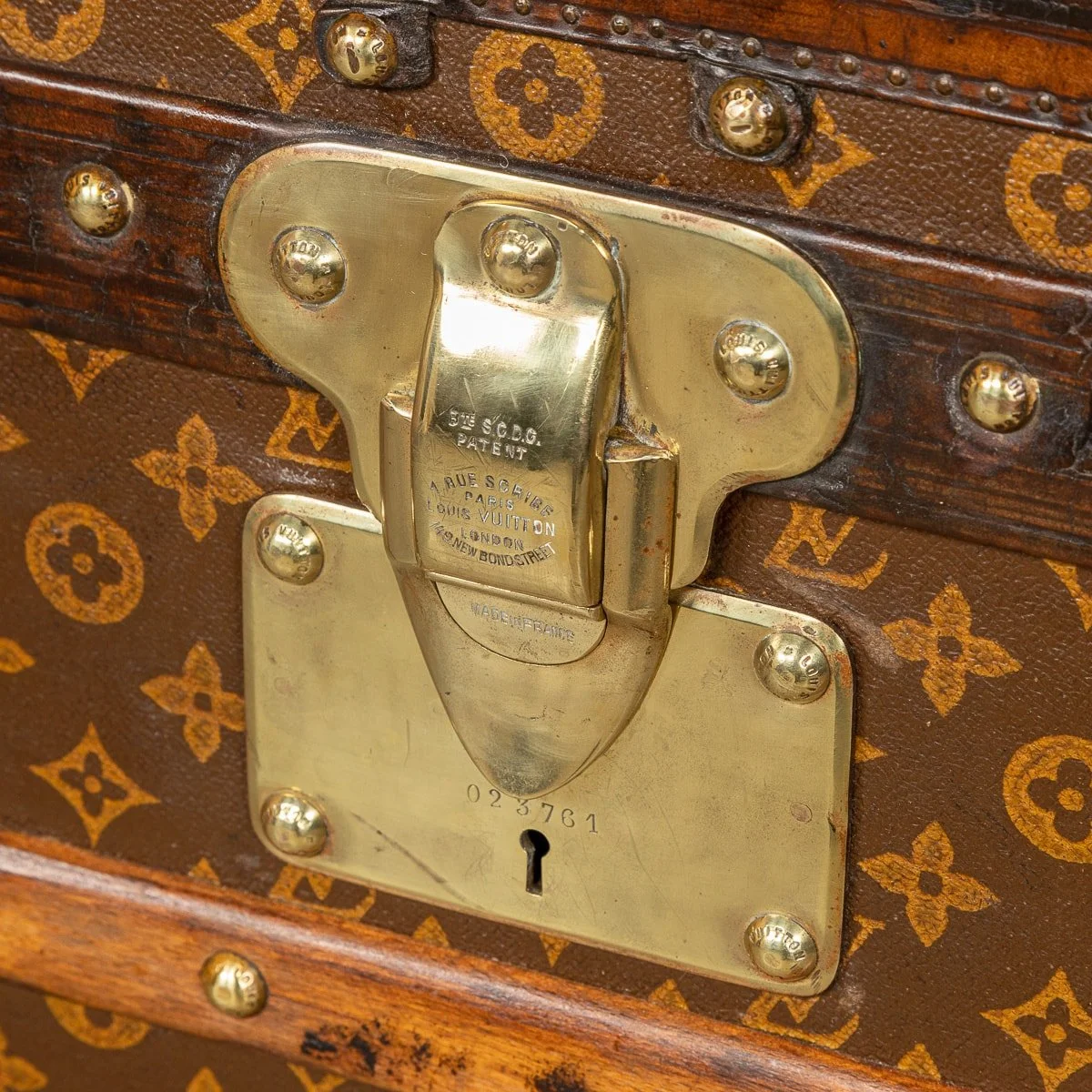 PUSHKIN ANTIQUES - 20thC LOUIS VUITTON CABIN TRUNK IN MONOGRAM CANVAS, PARIS c.1930 - 34.jpg