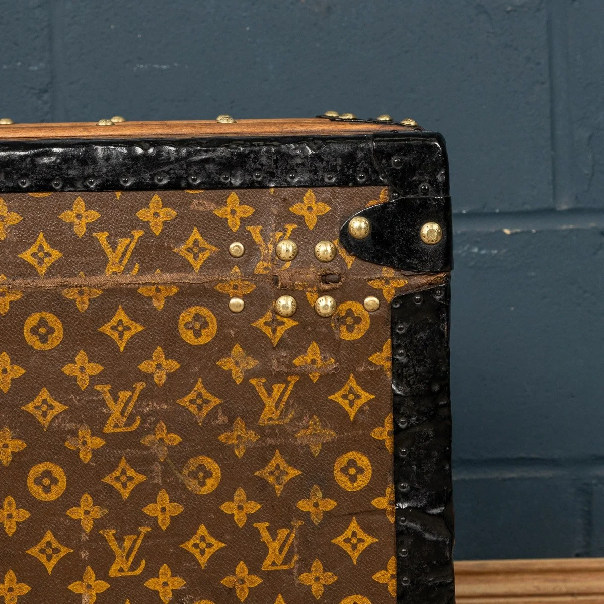 PUSHKIN ANTIQUES - ANTIQUE 20thC LOUIS VUITTON HAT TRUNK c.1900 - 23.jpg
