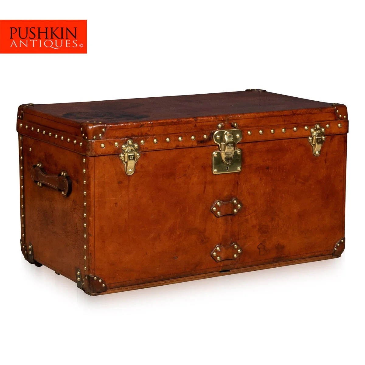 PUSHKIN ANTIQUES - 20thC LOUIS VUITTON COURIER TRUNK IN NATURAL COW HIDE, PARIS c.1930 - 02.jpg