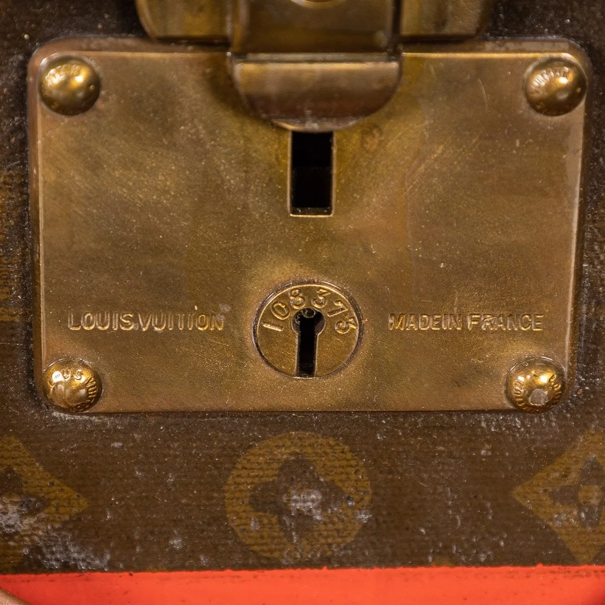 PUSHKIN ANTIQUES - MID 20thC LOUIS VUITTON SUITCASE IN MONOGRAM CANVAS, PARIS - 170.jpg