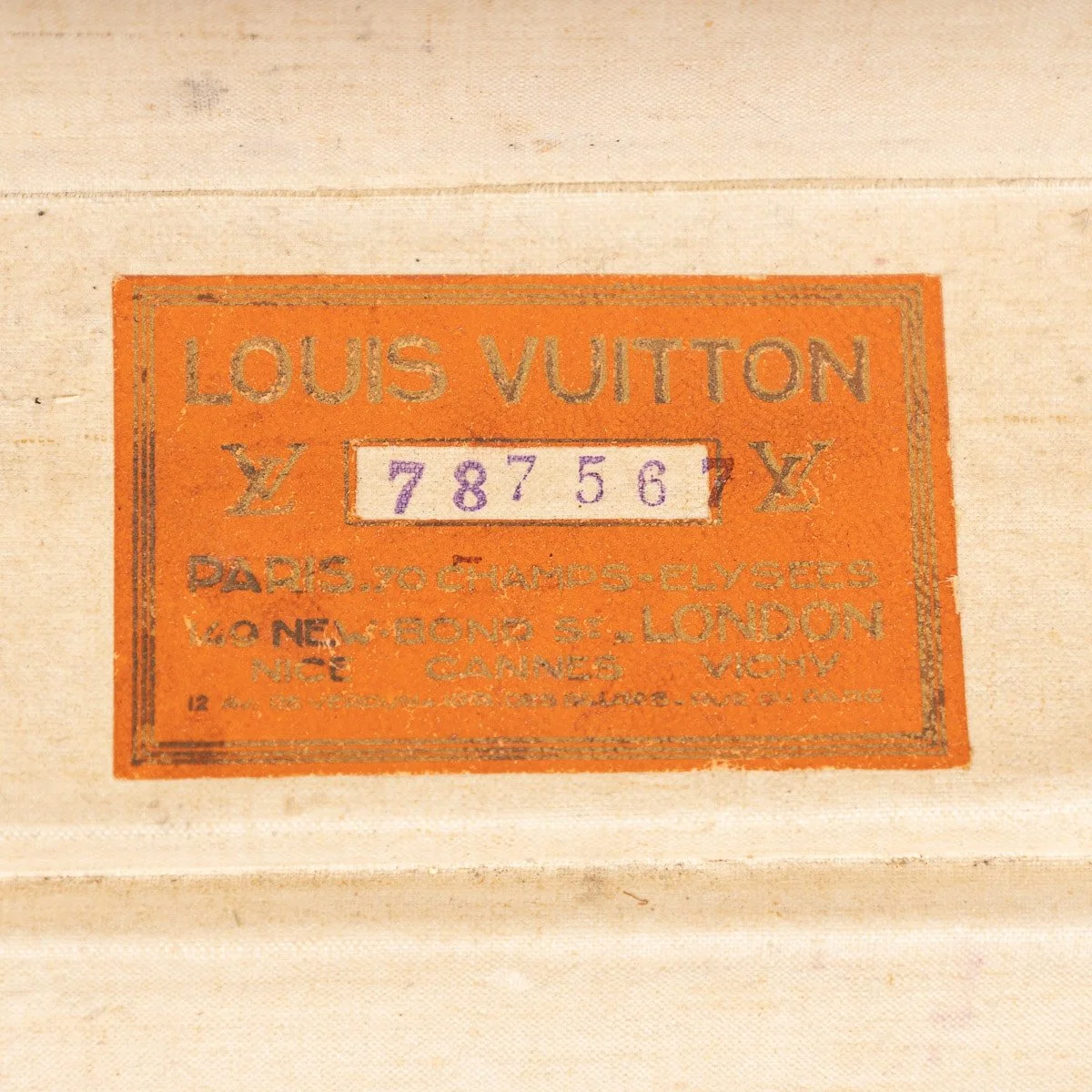 PUSHKIN ANTIQUES - MID 20thC LOUIS VUITTON HARD SIDED CASE IN MONOGRAM CANVAS, PARIS - 11.jpg