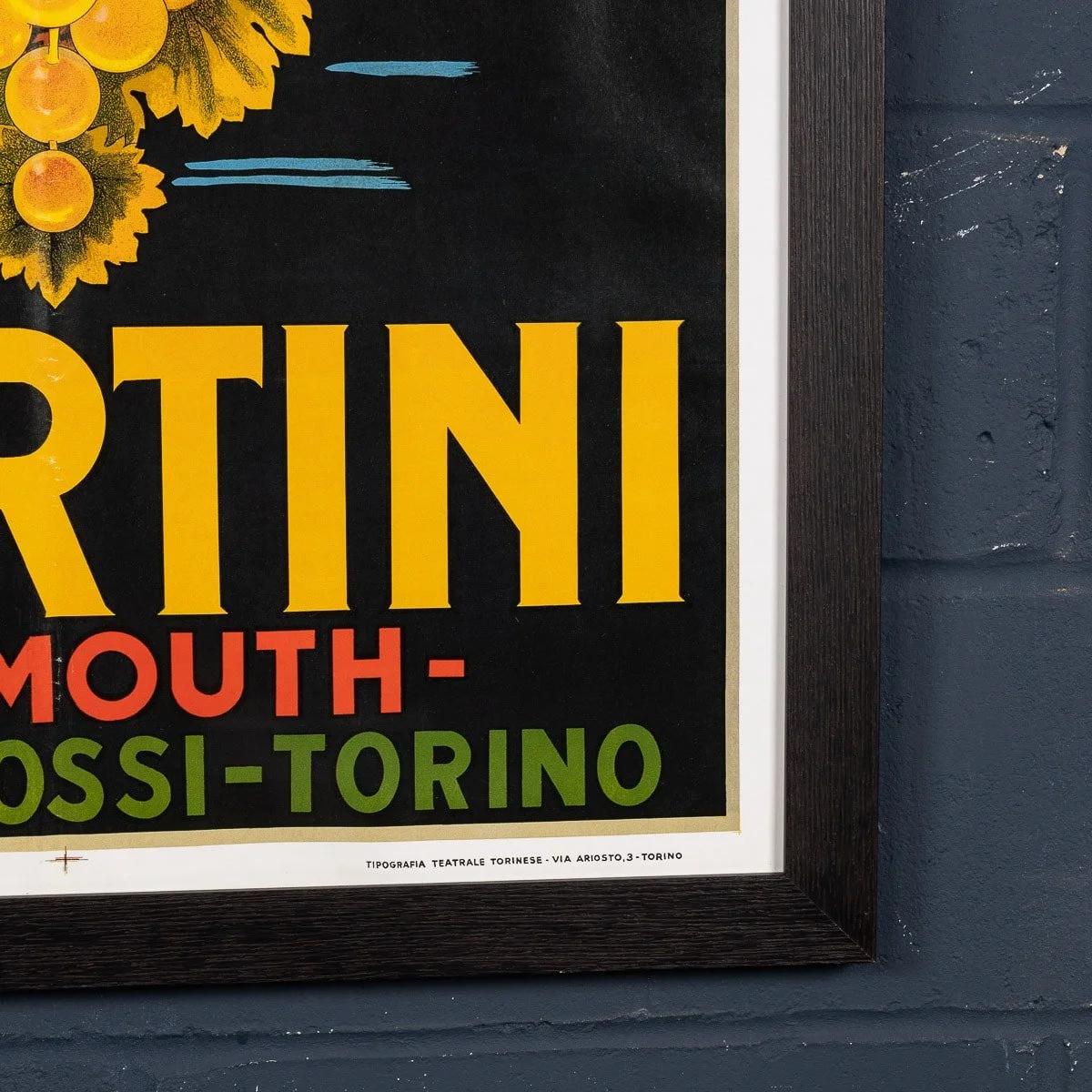PUSHKIN ANTIQUES - A FRAMED ADVERTISING POSTER FOR MARTINI, ITALY c.1970 - 11.jpg