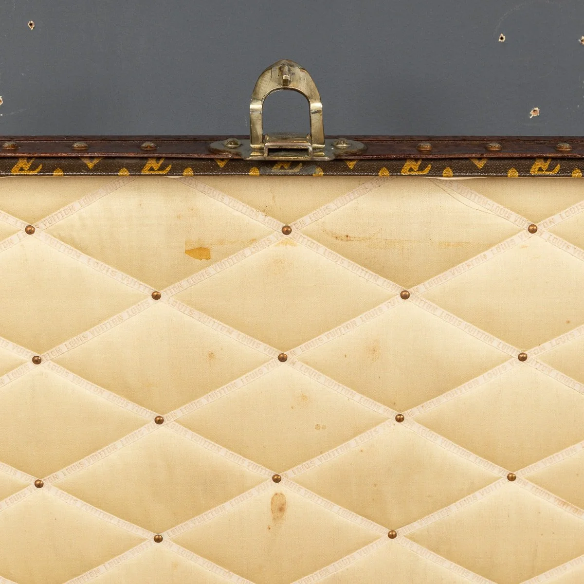 PUSHKIN ANTIQUES - ANTIQUE 20thC LOUIS VUITTON CABIN TRUNK IN MONOGRAM CANVAS, PARIS c.1920 - 18.jpg