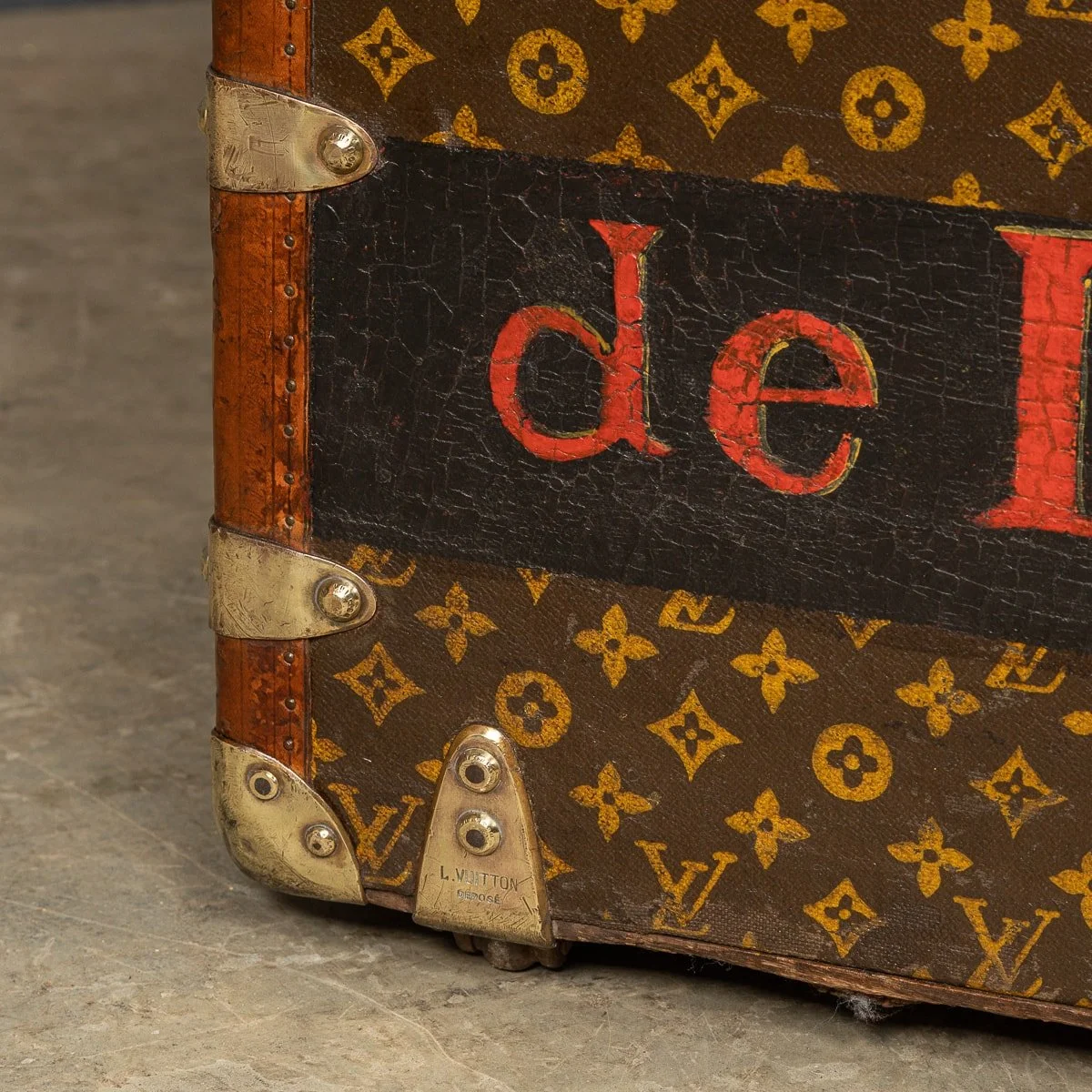 PUSHKIN ANTIQUES - ANTIQUE 20thC LOUIS VUITTON CABIN TRUNK IN MONOGRAM CANVAS, PARIS c.1920 - 34.jpg