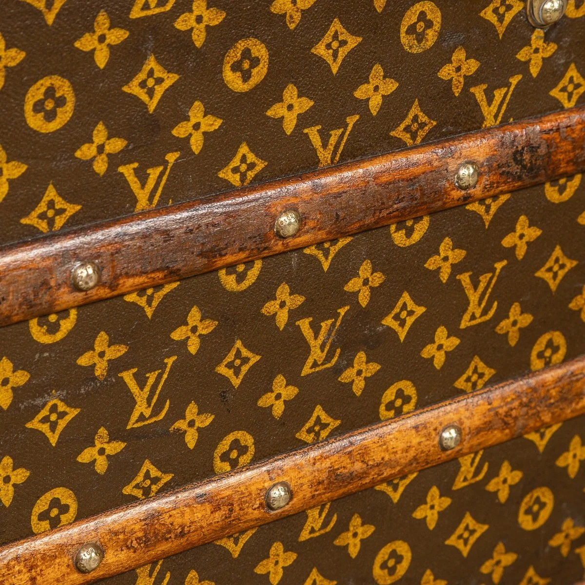 PUSHKIN ANTIQUES - ANTIQUE 20thC LOUIS VUITTON CABIN TRUNK IN MONOGRAM CANVAS, PARIS c.1920 - 26.jpg