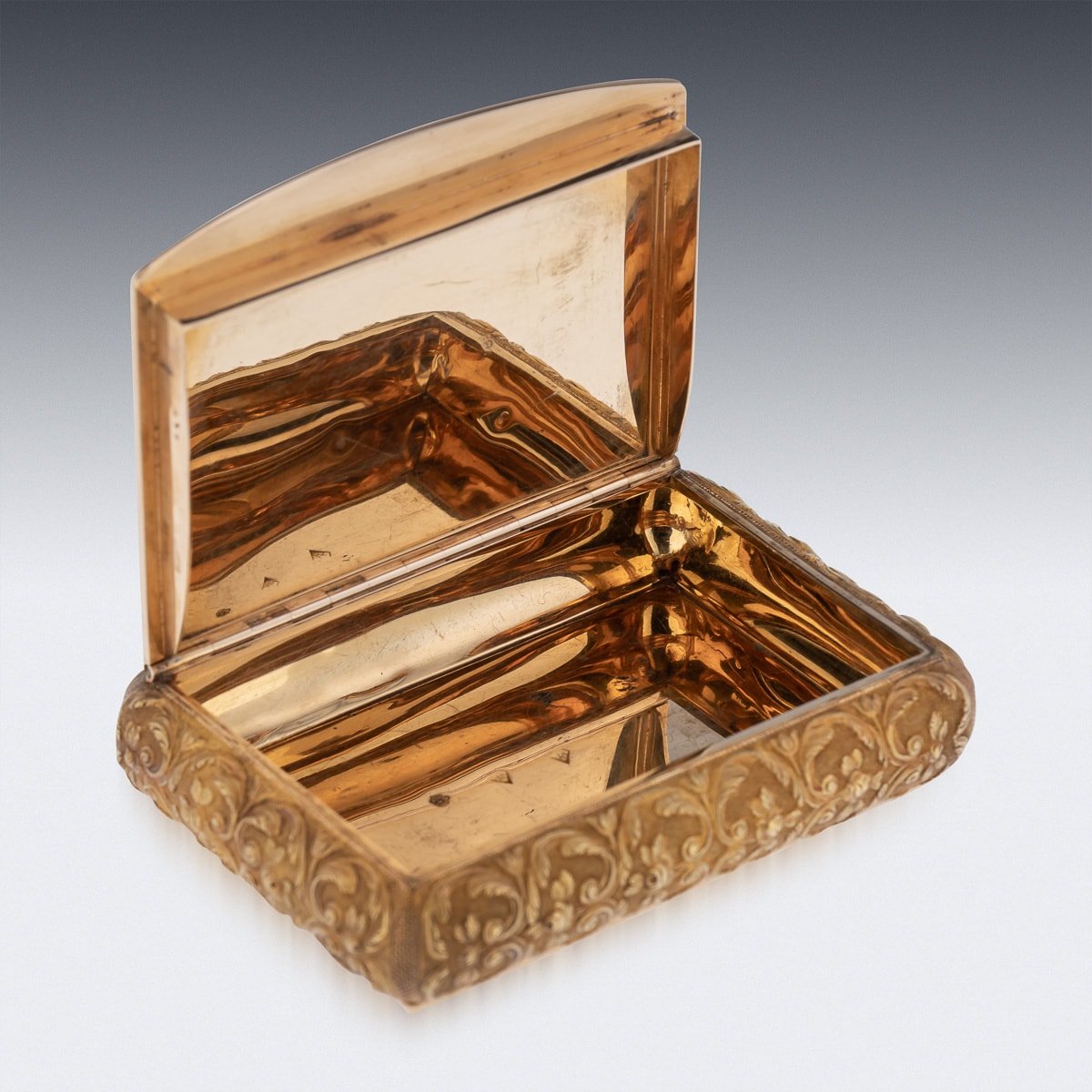ANTIQUE 19thC SWISS 18k GOLD SNUFF BOX, BAUTTE & MOYNIER, GENEVA c.1850 ...