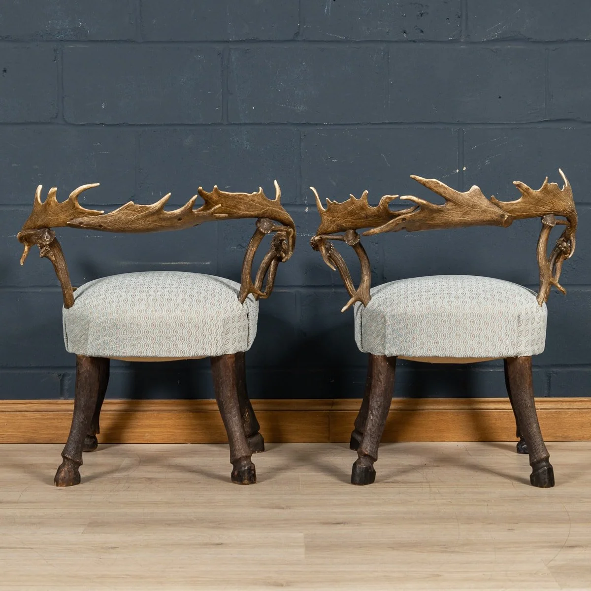 PUSHKIN ANTIQUES - ANTIQUE 19thC PAIR OF BLACK FOREST ANTLER HORN HALL CHAIRS, SWISS:GERMAN c.1890 - 43.jpg