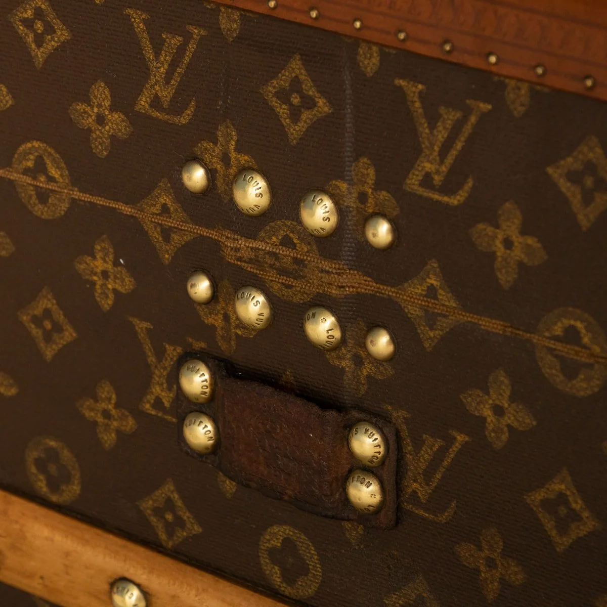PUSHKIN ANTIQUES - ANTIQUE 20thC LOUIS VUITTON CABIN TRUNK IN MONOGRAM CANVAS, PARIS c.1930 - 39.jpg