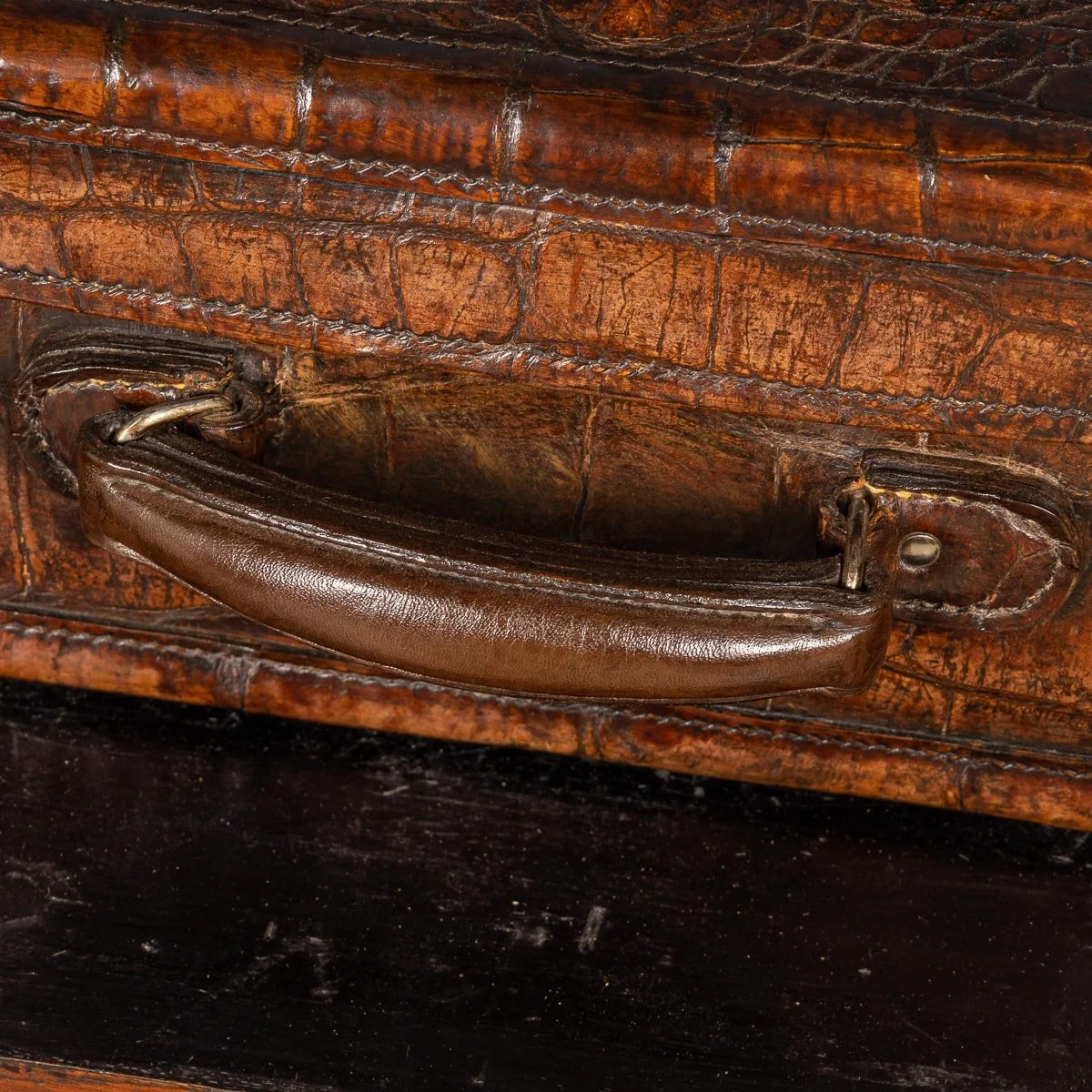PUSHKIN ANTIQUES - ANTIQUE 20thC BRITISH MADE CROCODILE TRAVEL PICNICK CASE c.1900 - 18.jpg