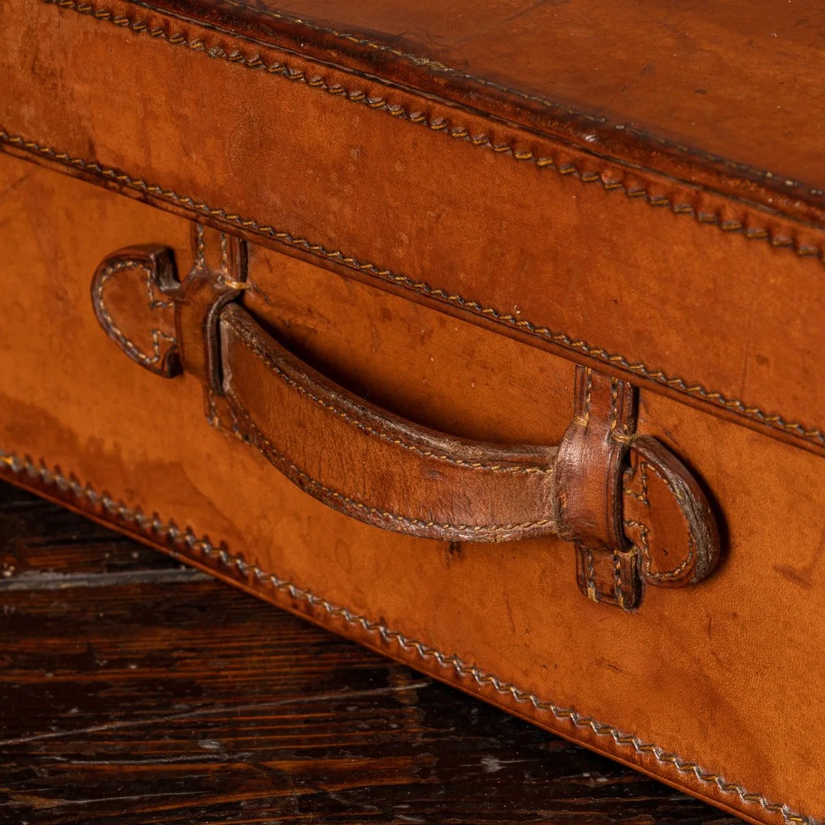 PUSHKIN ANTIQUES - ANTIQUE 20thC SMALL BRIDLE LEATHER HAT TRUNK c.1920 - 27.jpg