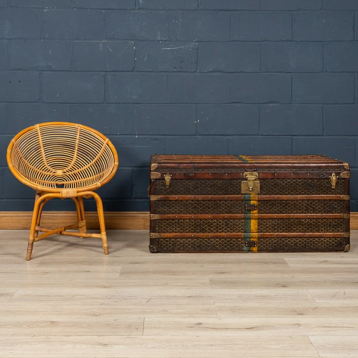 PUSHKIN ANTIQUES - A 20thC GOYARD COURIER TRUNK IN CHEVRON CANVAS, FRANCE c.1900 - 04.jpg
