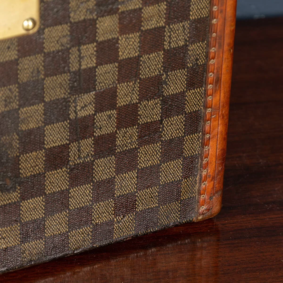 PUSHKINS.COM - B12349 - ANTIQUE 20thC LOUIS VUITTON HAT TRUNK IN DAMIER CANVAS, FRANCE c.1900 - 41.jpg