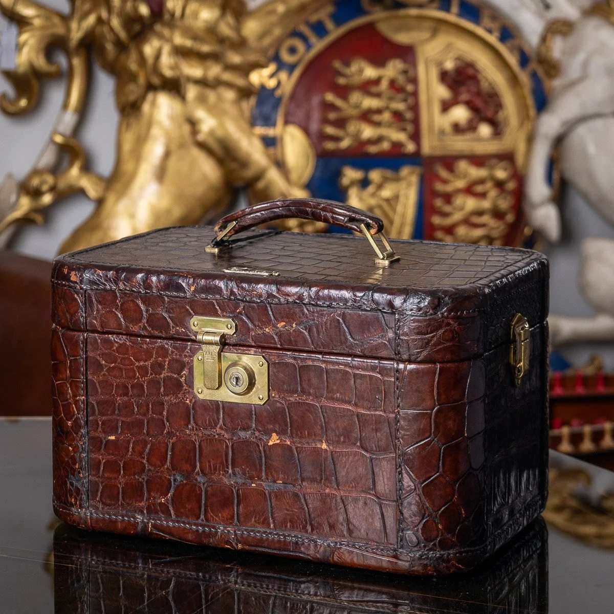 PUSHKIN ANTIQUES - MID 20thC GUCCI CROCODILE LEATHER & BRASS OVERNIGHT TRAVEL VANITY CASE c.1960 - 03_0.jpg