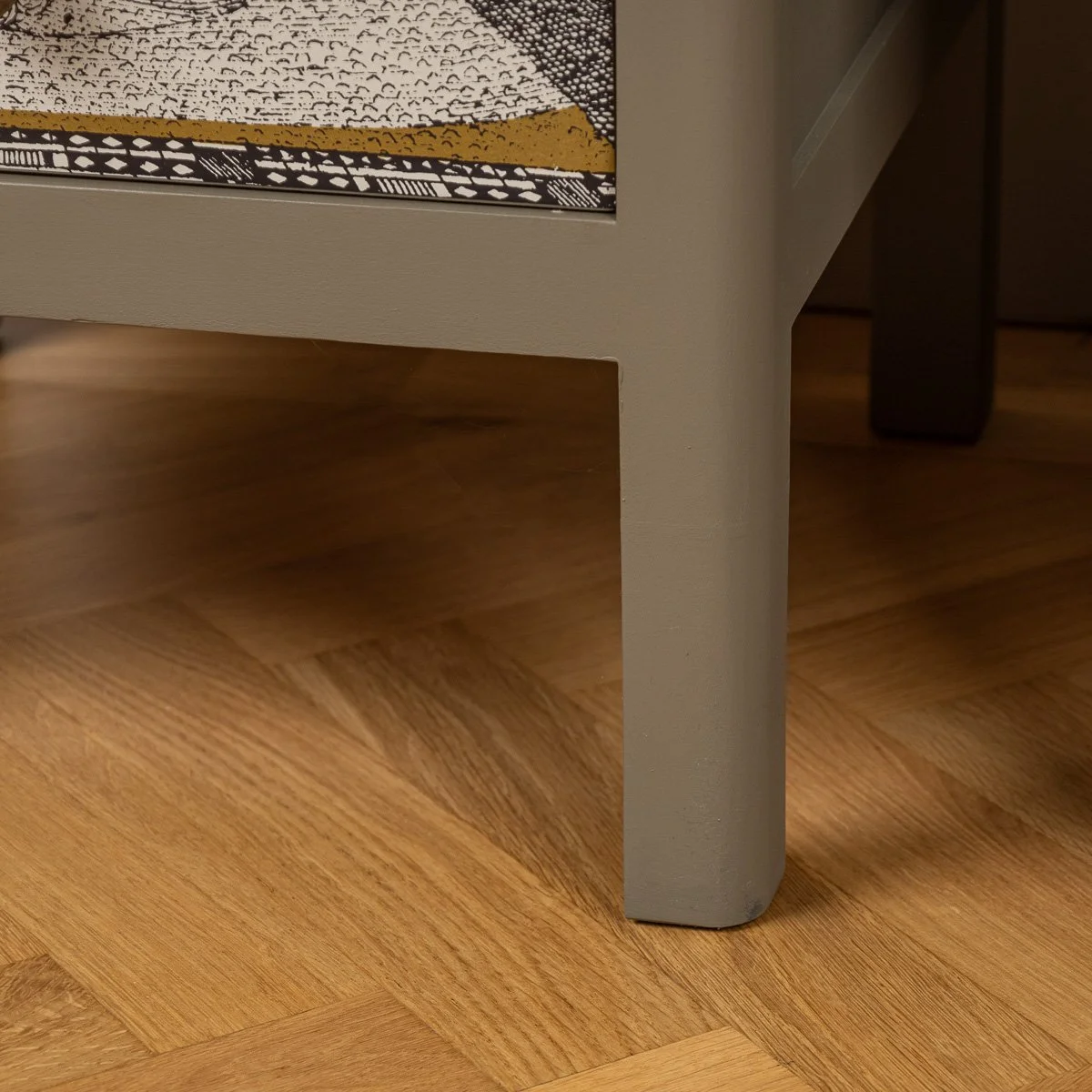 PAIR OF BEDSIDE DRAWERS DECORATED WITH 'PALLADIO' BY ZOFFANY WALLPAPER