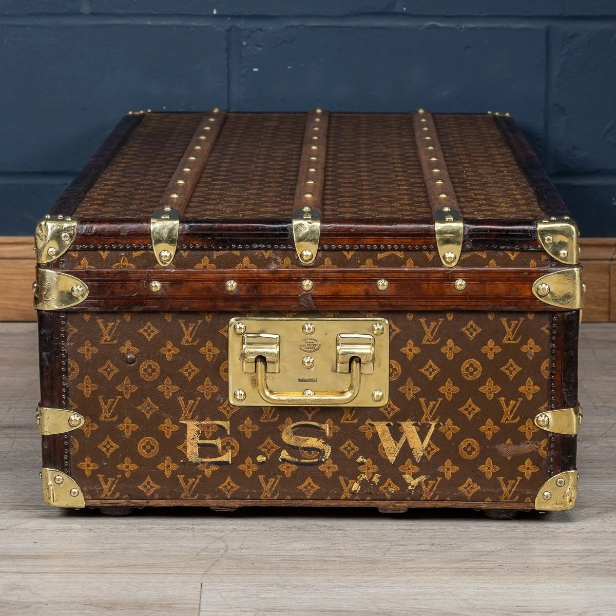PUSHKIN ANTIQUES - ANTIQUE 20thC LOUIS VUITTON TRUNK, FRANCE c.1910 - 07.jpg