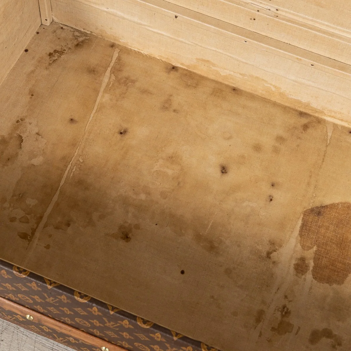 PUSHKIN ANTIQUES - ANTIQUE 20thC LOUIS VUITTON TRUNK, FRANCE c.1910 - 18.jpg
