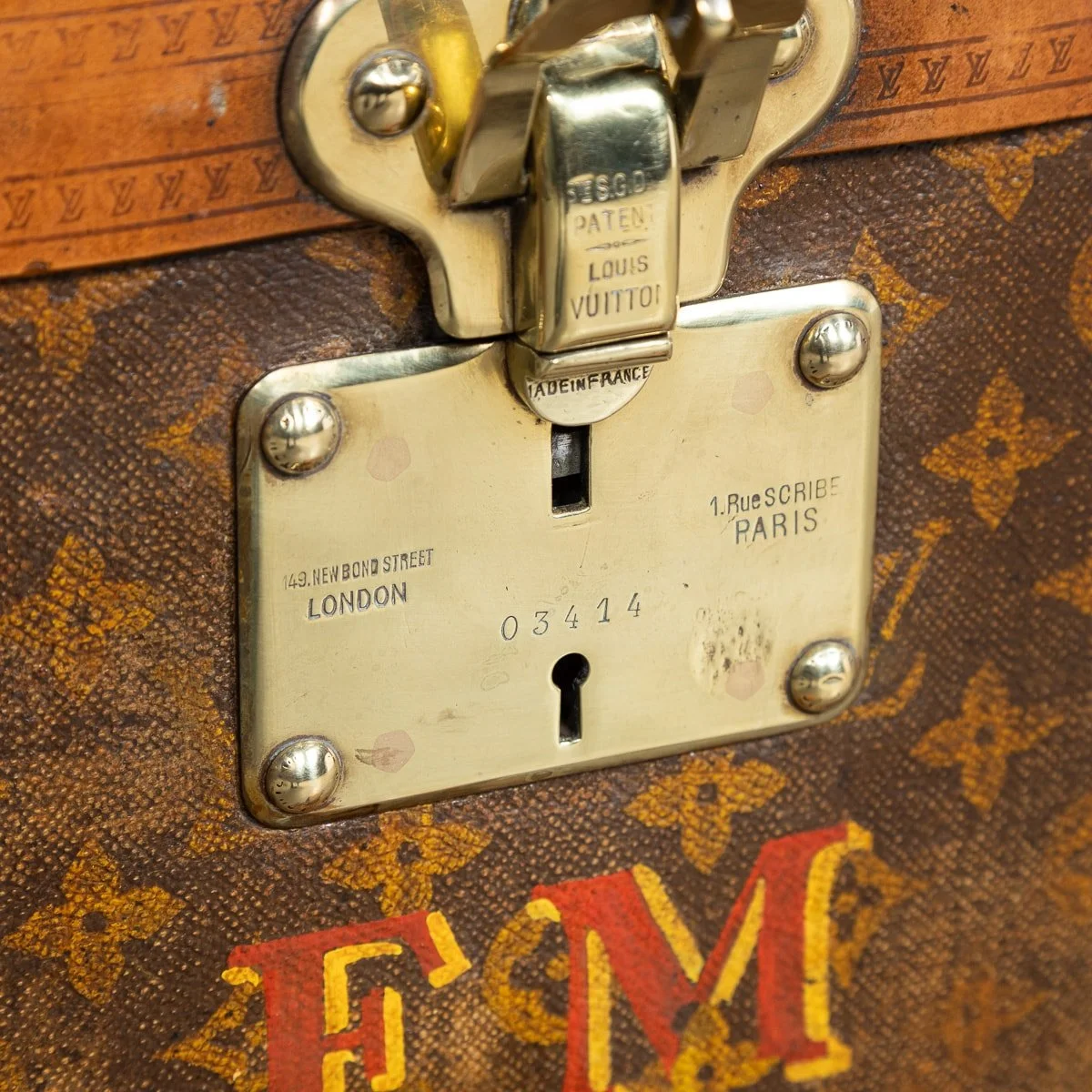 PUSHKIN ANTIQUES - 20thC LOUIS VUITTON HAT TRUNK IN MONOGRAM CANVAS, FRANCE c.1930 - 21.jpg