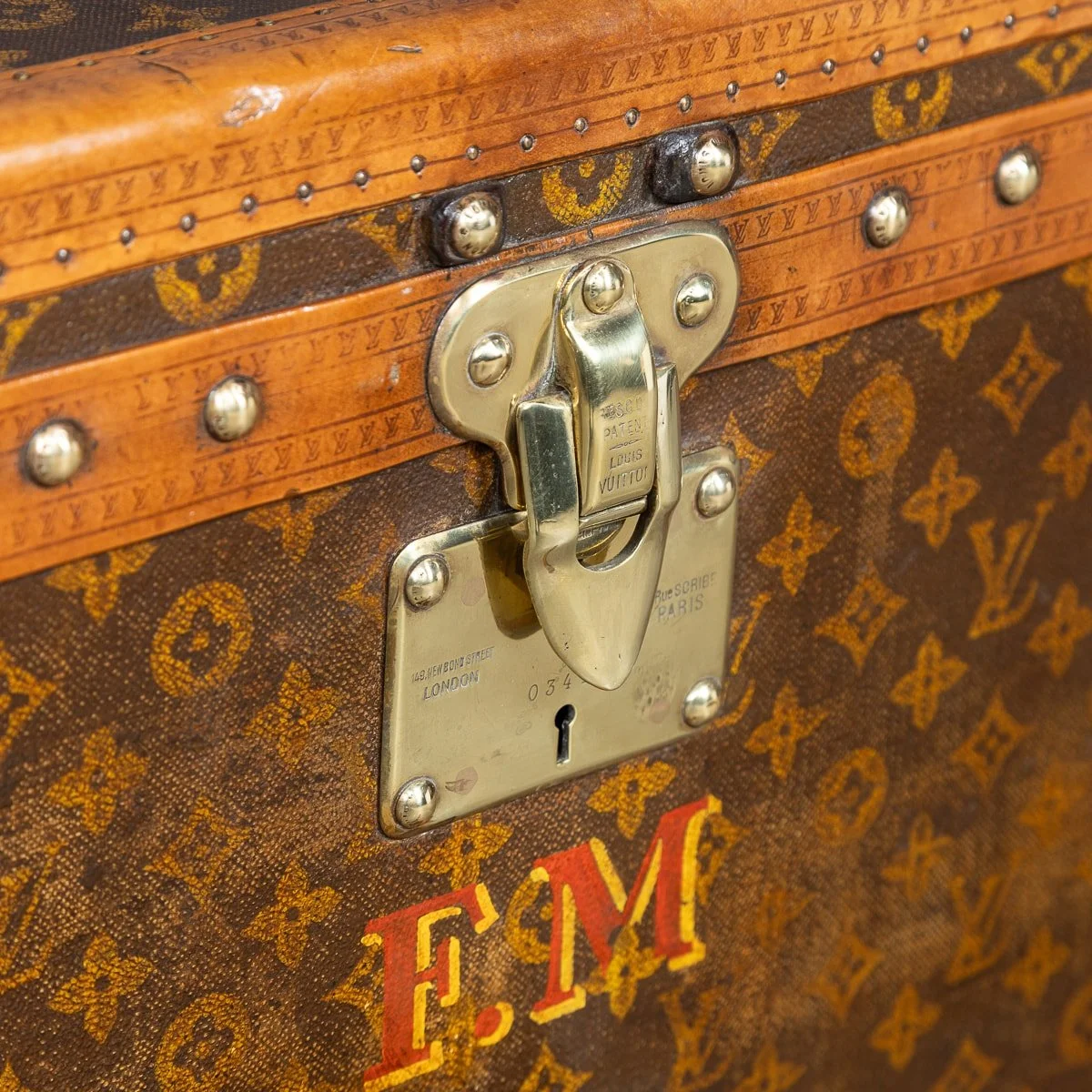 PUSHKIN ANTIQUES - 20thC LOUIS VUITTON HAT TRUNK IN MONOGRAM CANVAS, FRANCE c.1930 - 24.jpg