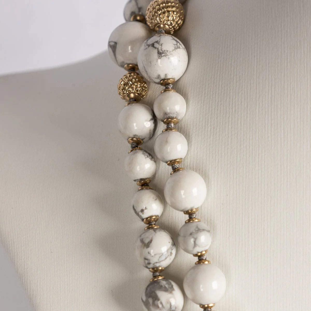 PUSHKIN ANTIQUES - CHANEL MISS MARBLE NECKLACE, MADE IN ITALY c.2016 - 5.jpg
